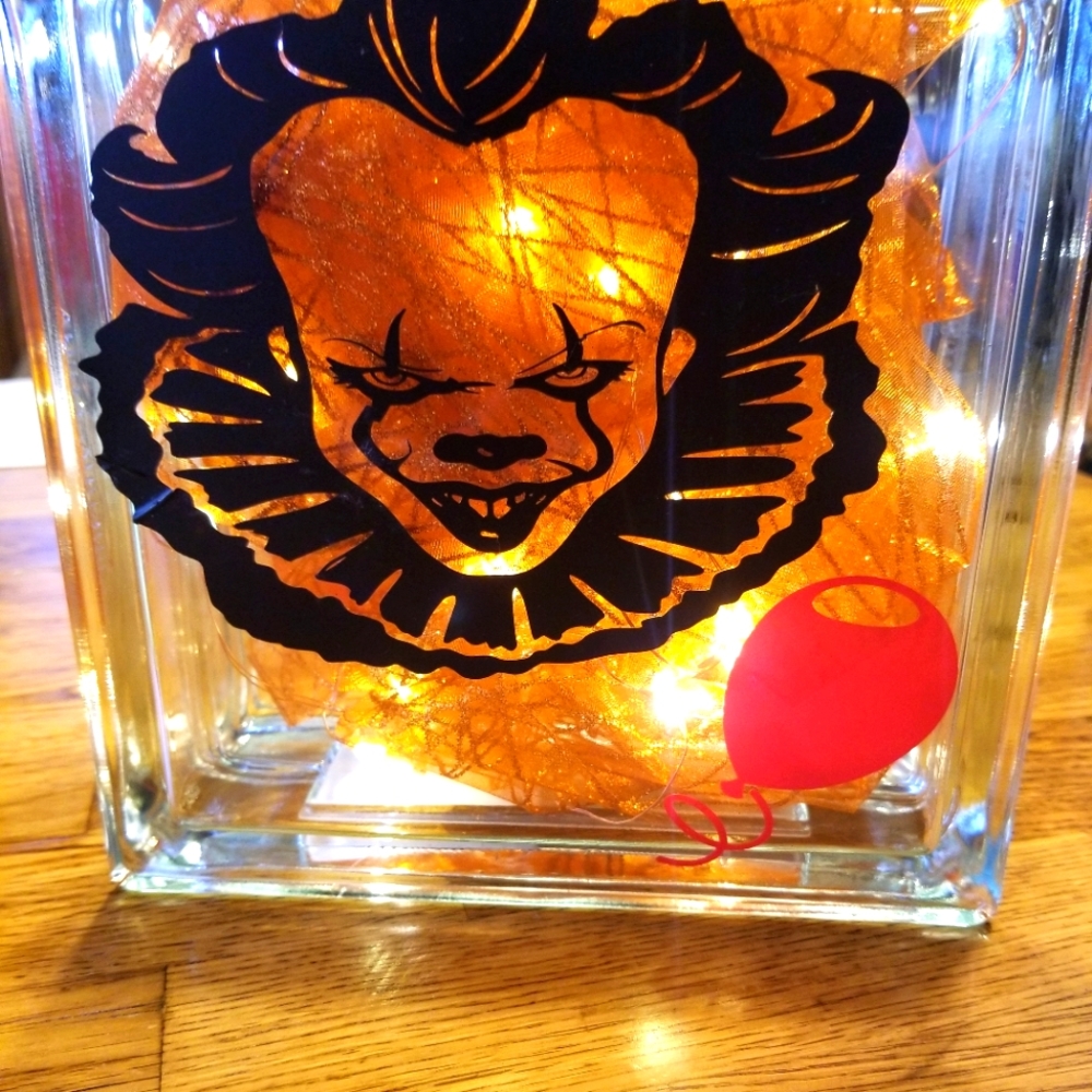 Personalized glass block with LED lights - Picture 1 of 3